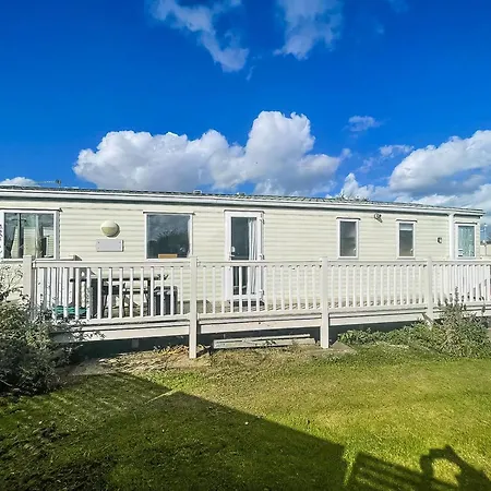 Stunning 6 Berth Caravan For Hire In Norfolk, Close To The Beach! Ref 19129S Scratby Exterior photo
