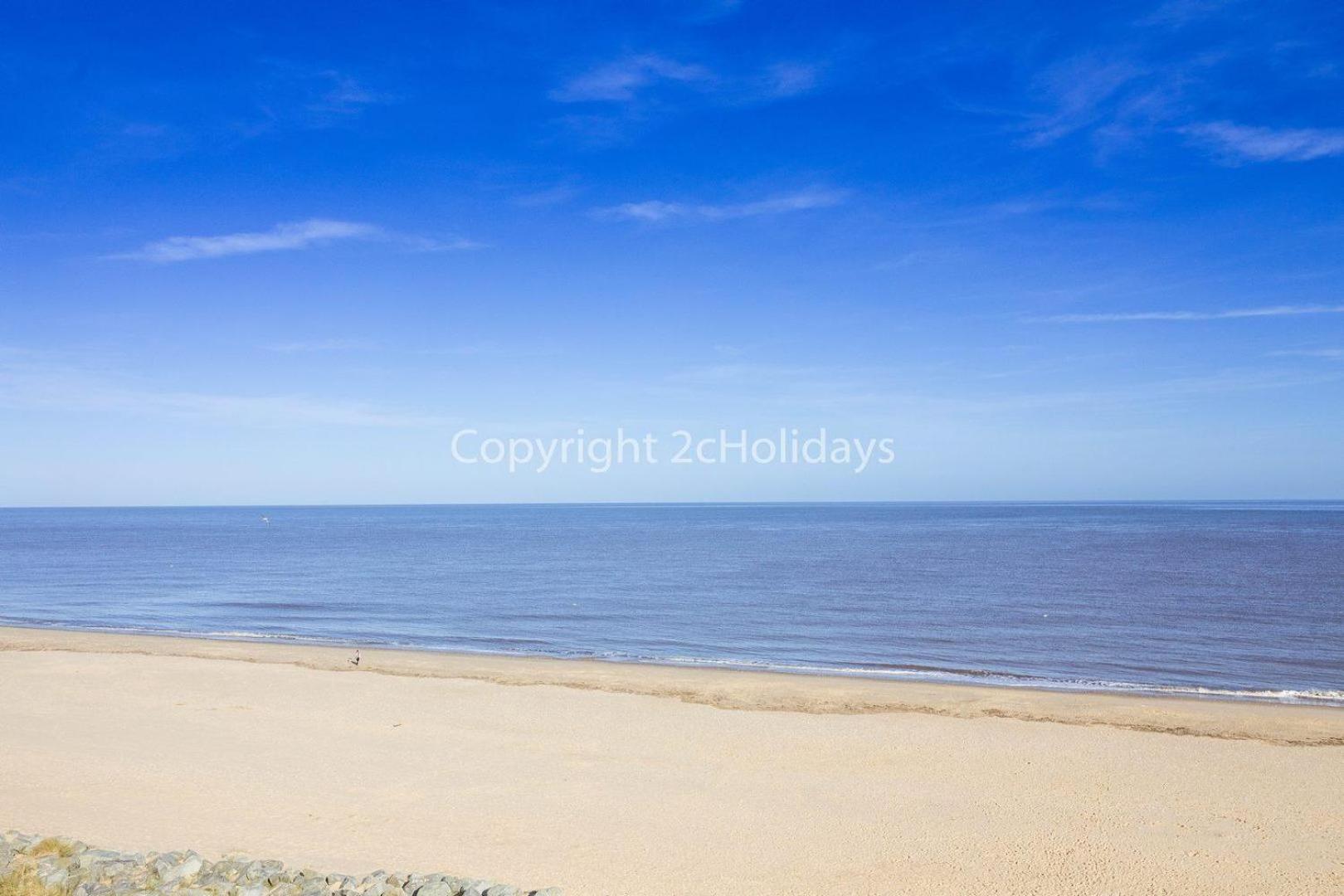Stunning 6 Berth Caravan For Hire In Norfolk, Close To The Beach! Ref 19129s Scratby
